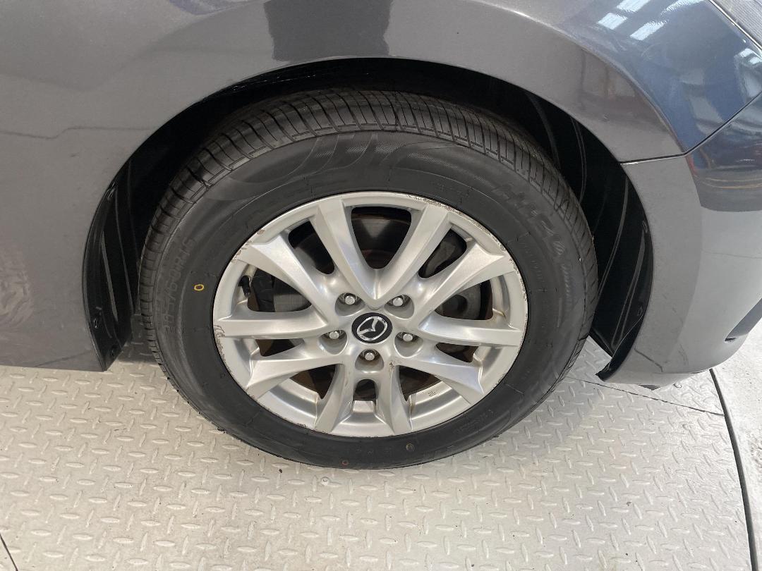 Photo '9' of Mazda Mazda3 Photo '9' of Mazda Mazda3