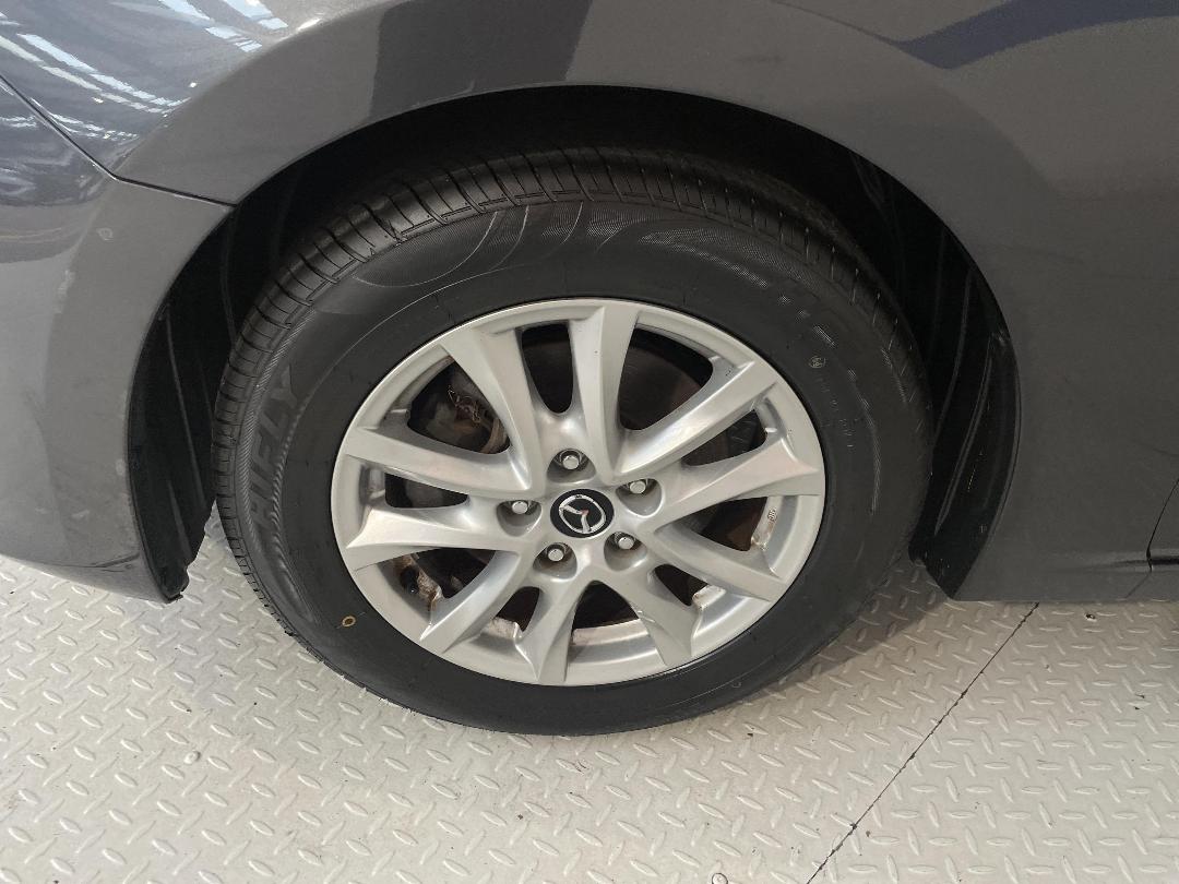 Photo '10' of Mazda Mazda3 Photo '10' of Mazda Mazda3