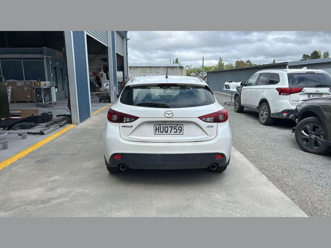 Photo '8' of Mazda Mazda3 GLX Photo '8' of Mazda Mazda3 GLX