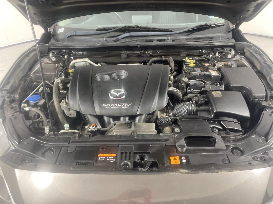 Photo '13' of Mazda Mazda3 Photo '13' of Mazda Mazda3