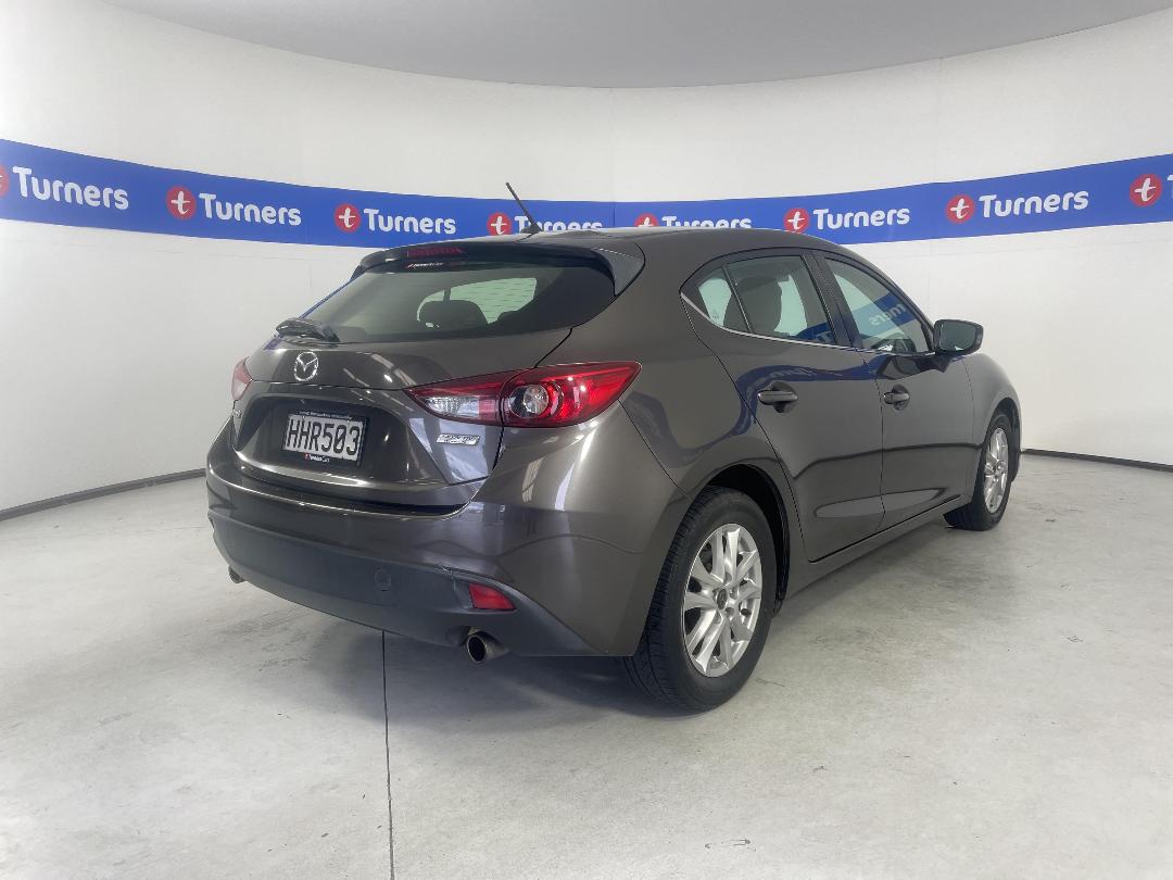 Photo '7' of Mazda Mazda3 Photo '7' of Mazda Mazda3