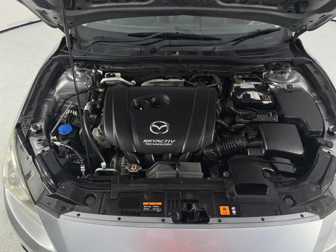 Photo '13' of Mazda Mazda3