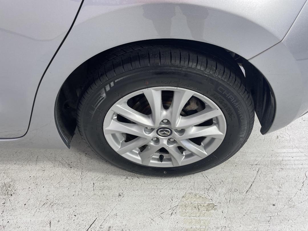 Photo '11' of Mazda Mazda3