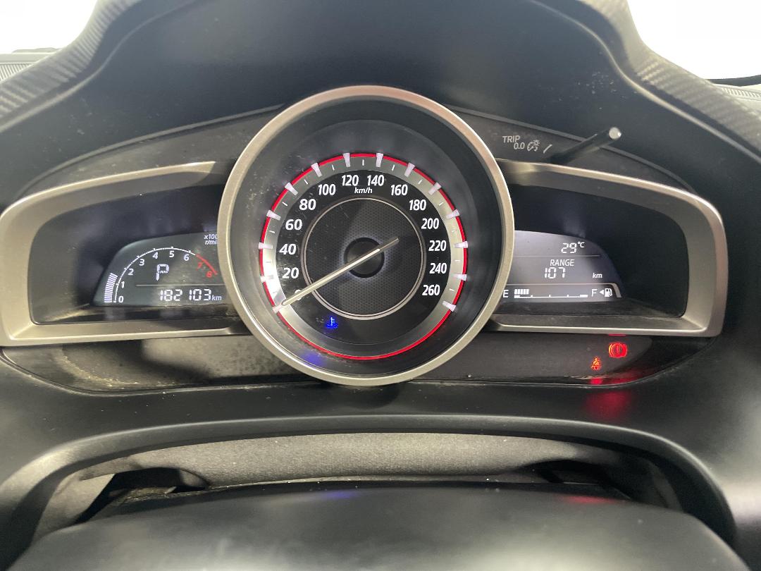 Photo '21' of Mazda Mazda3