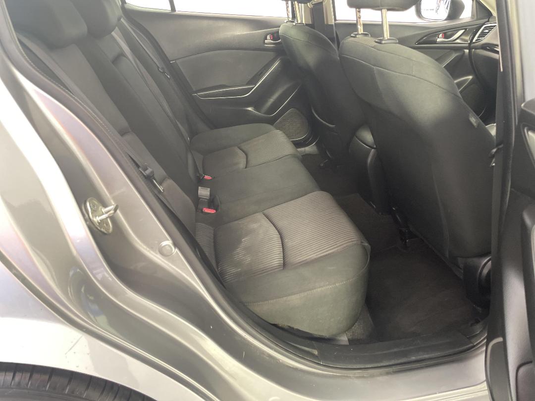 Photo '20' of Mazda Mazda3