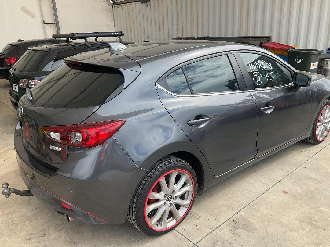 Photo '5' of Mazda Mazda3 SP25