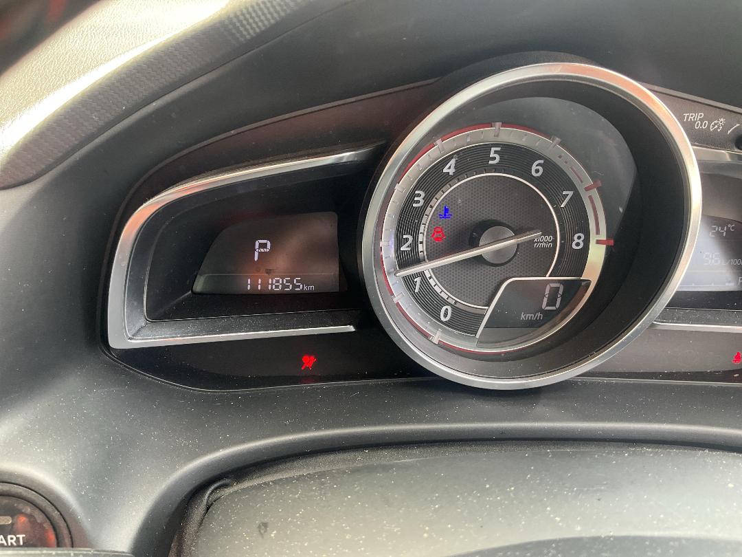 Photo '8' of Mazda Mazda3 SP25