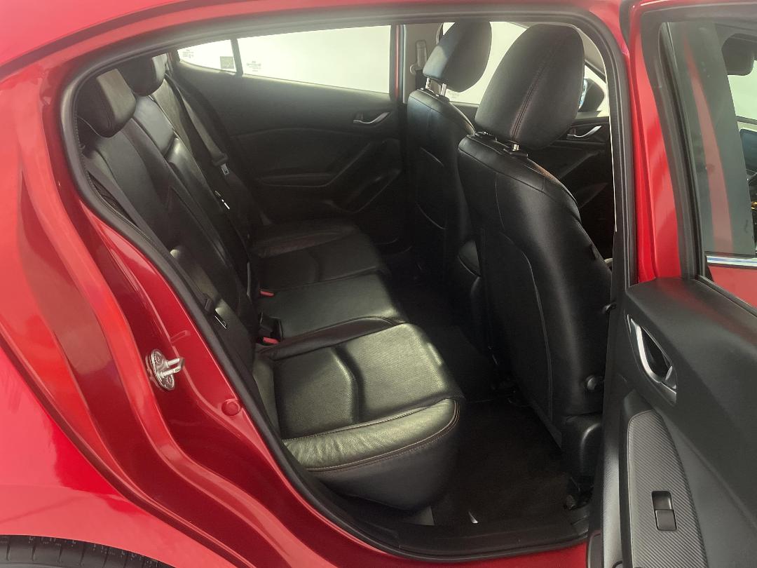 Photo '20' of Mazda Mazda3 Photo '20' of Mazda Mazda3