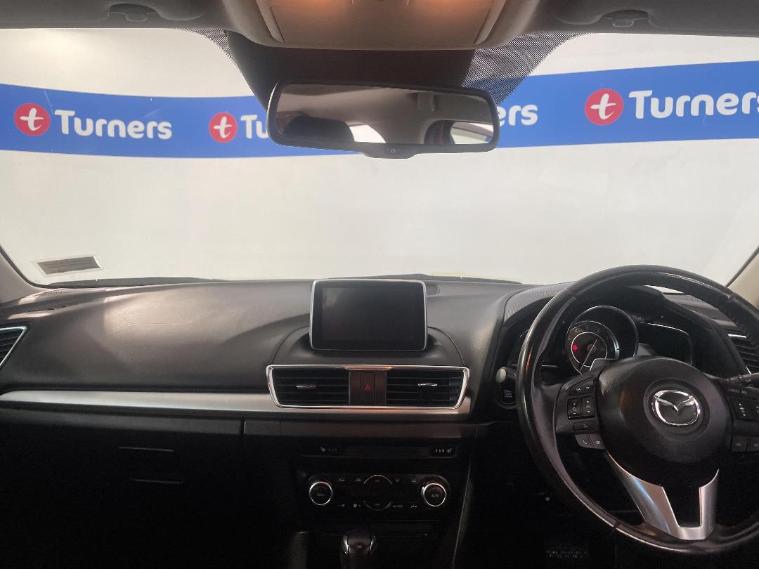 Photo '17' of Mazda Mazda3 Photo '17' of Mazda Mazda3