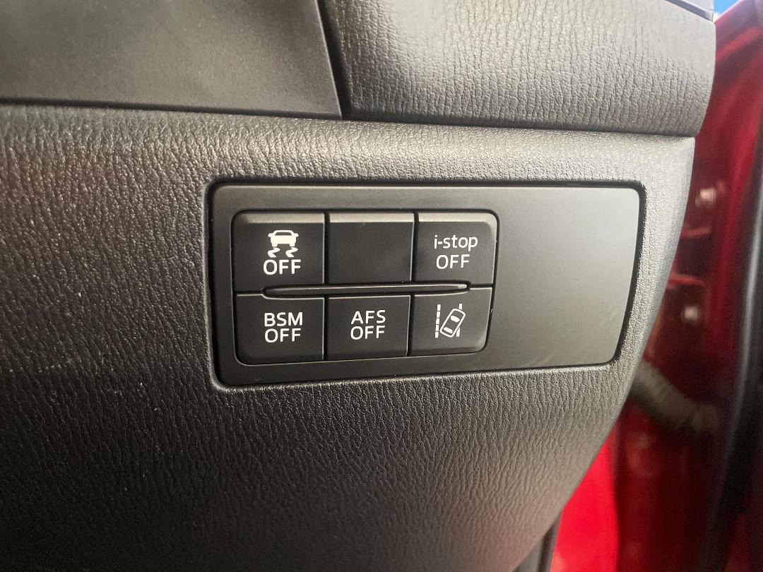 Photo '25' of Mazda Mazda3 Photo '25' of Mazda Mazda3