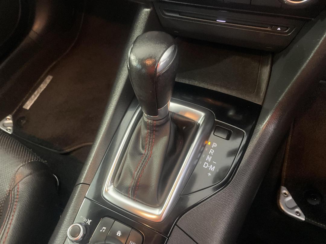 Photo '32' of Mazda Mazda3 Photo '32' of Mazda Mazda3