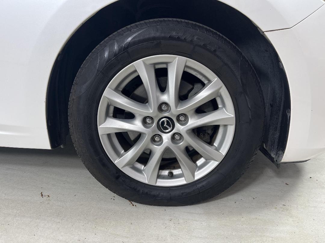 Photo '9' of Mazda Mazda3 Photo '9' of Mazda Mazda3