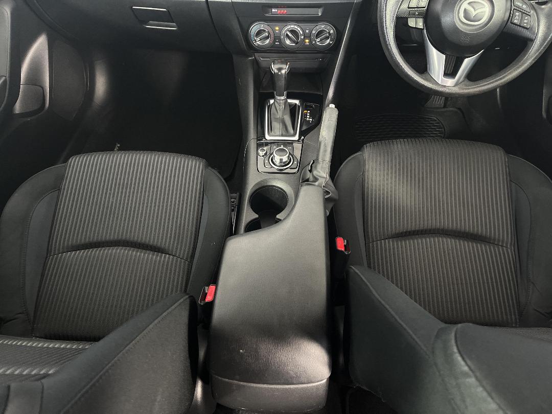 Photo '18' of Mazda Mazda3 Photo '18' of Mazda Mazda3