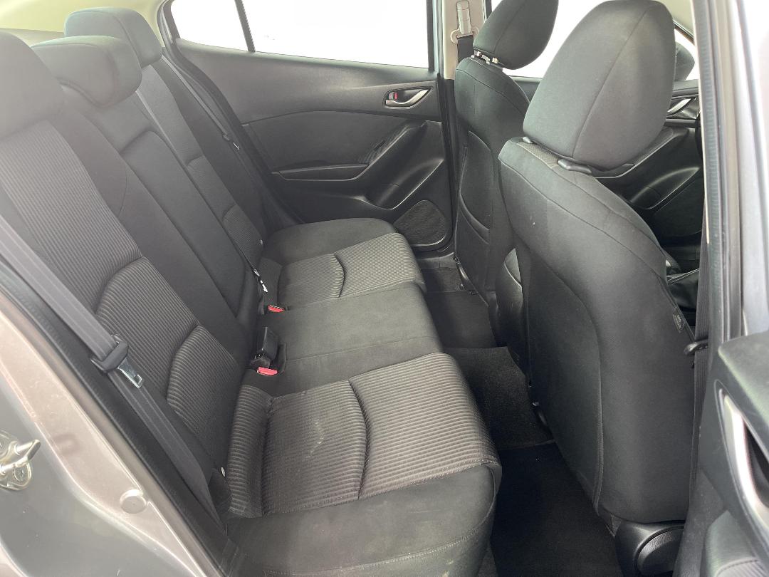 Photo '20' of Mazda Mazda3 Photo '20' of Mazda Mazda3