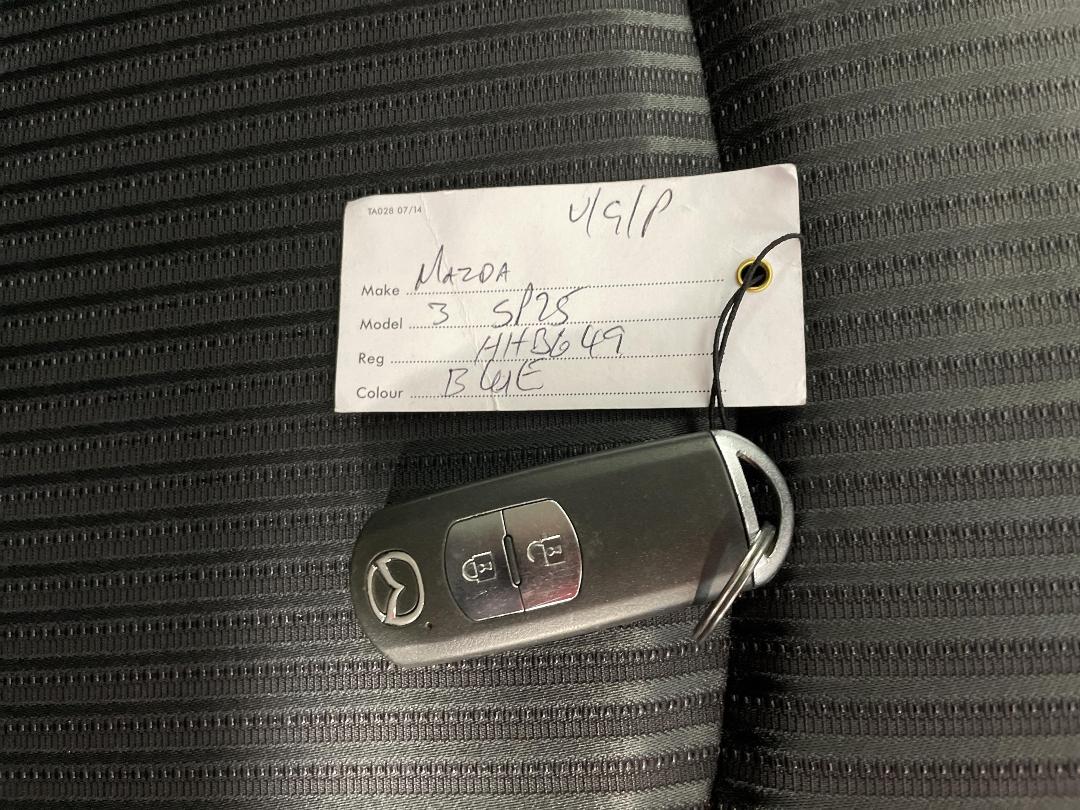 Photo '22' of Mazda Mazda3