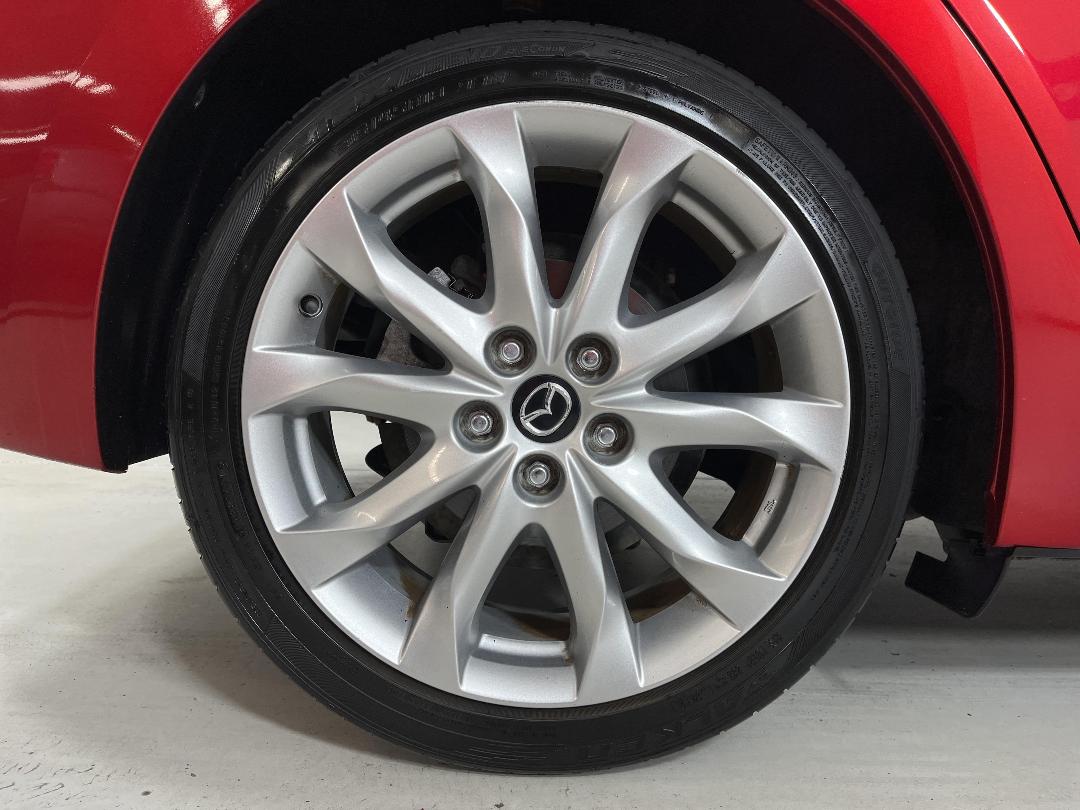 Photo '12' of Mazda Mazda3