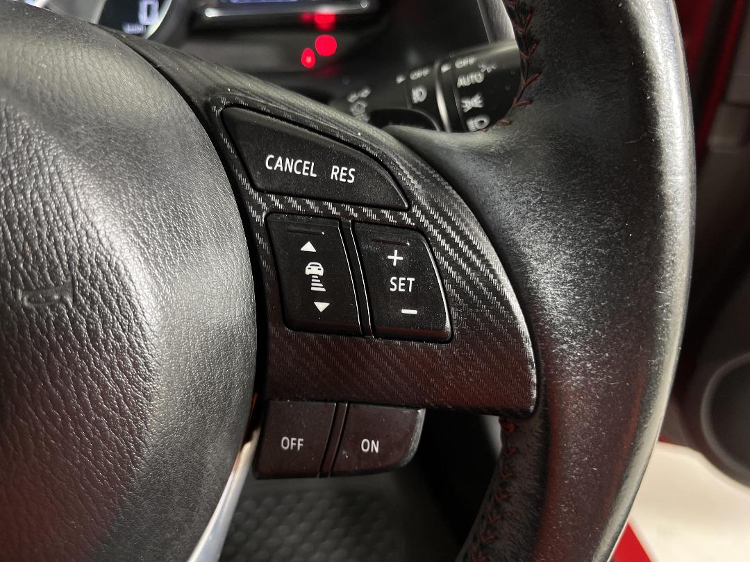 Photo '24' of Mazda Mazda3