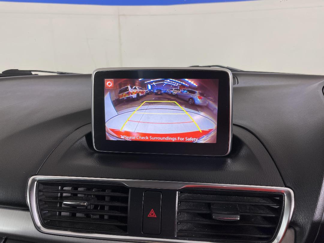 Photo '27' of Mazda Mazda3