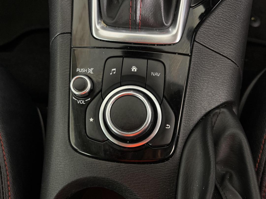 Photo '26' of Mazda Mazda3