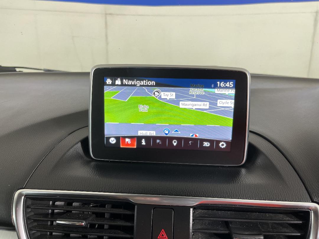 Photo '28' of Mazda Mazda3