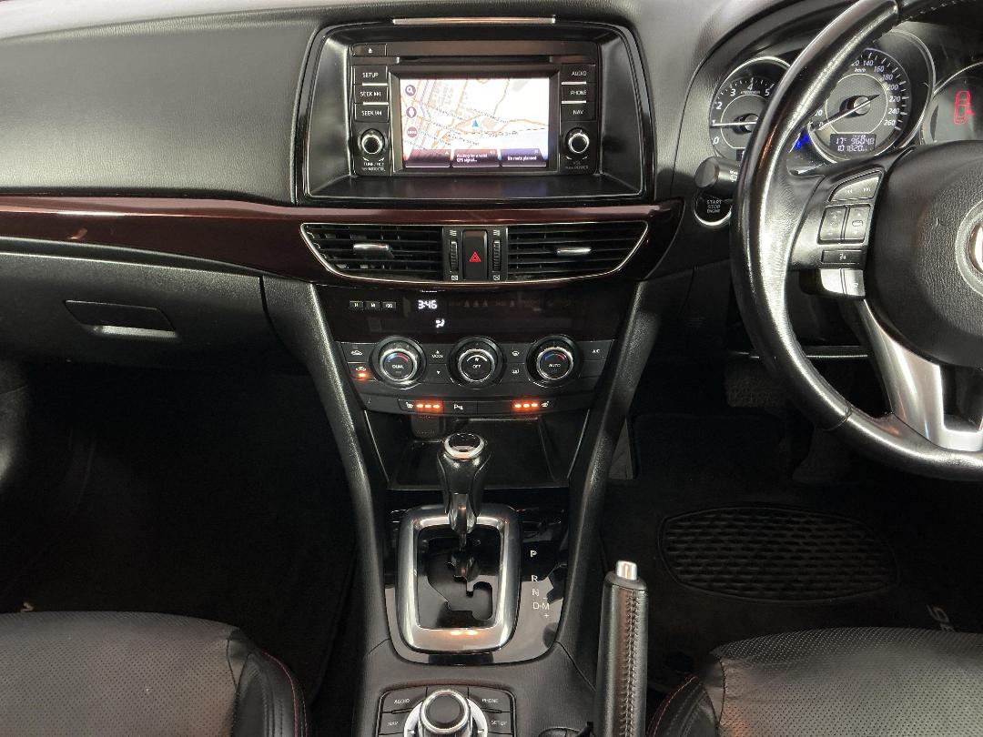 Photo '18' of Mazda Mazda6