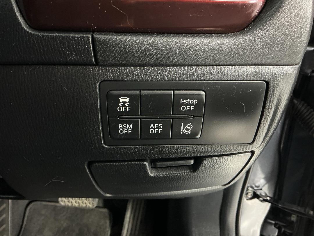 Photo '24' of Mazda Mazda6