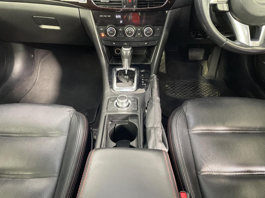 Photo '18' of Mazda Mazda6