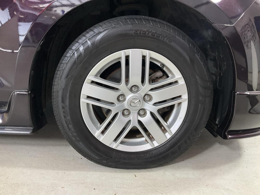 Photo '9' of Mazda MPV Photo '9' of Mazda MPV