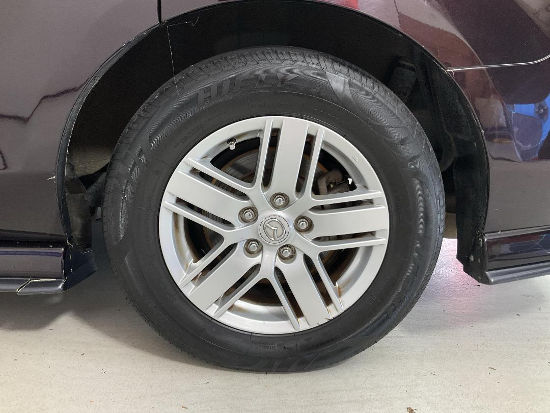 Photo '11' of Mazda MPV Photo '11' of Mazda MPV