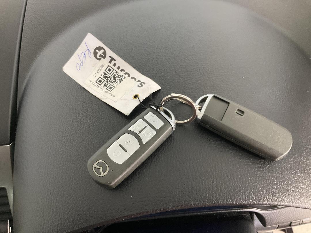 Photo '21' of Mazda MPV Photo '21' of Mazda MPV