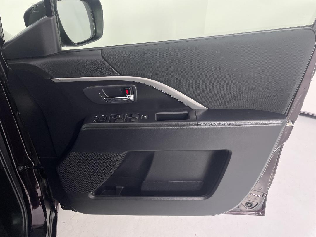 Photo '15' of Mazda Premacy