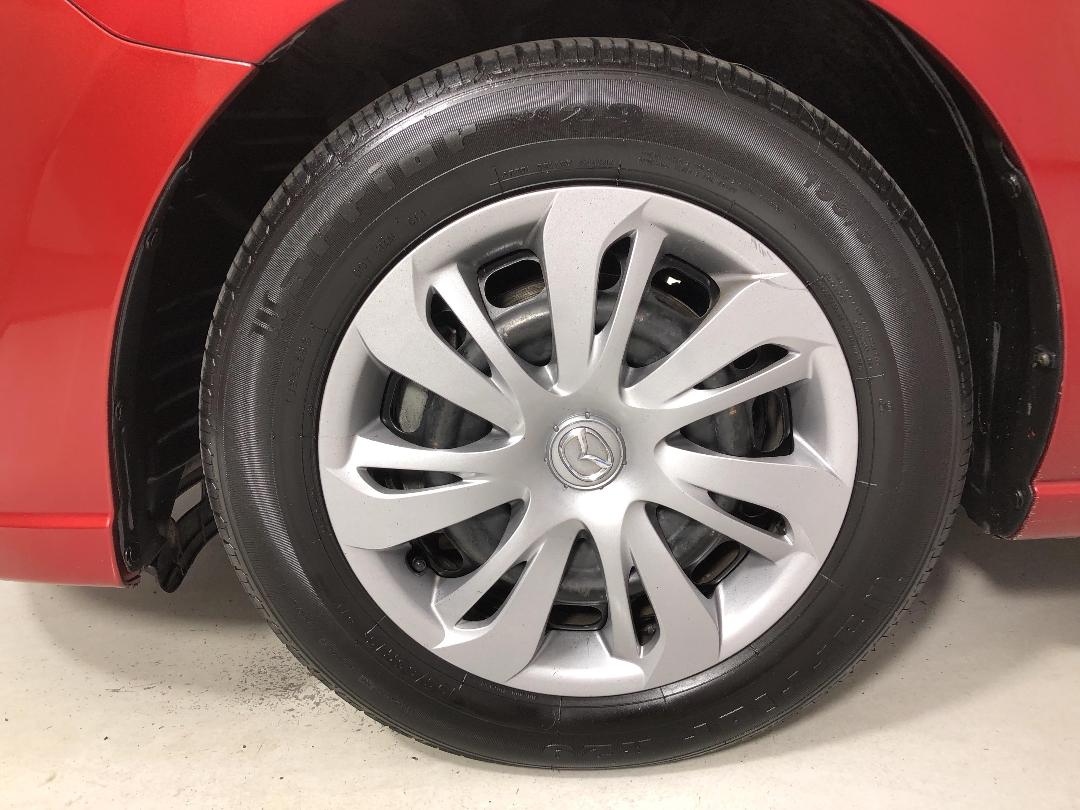 Photo '10' of Mazda Premacy