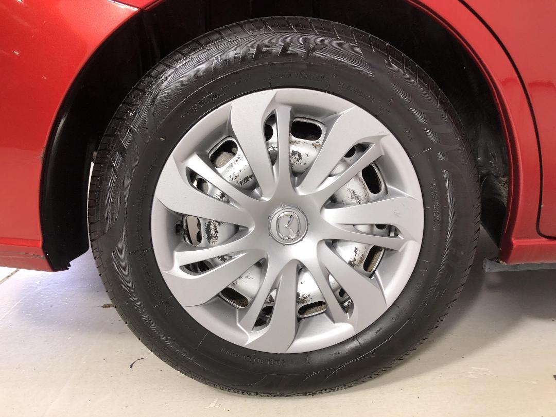 Photo '12' of Mazda Premacy