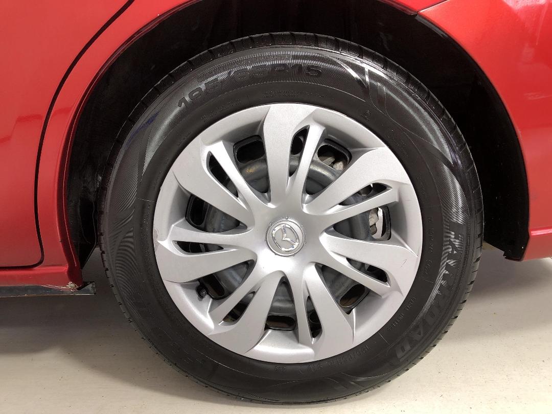 Photo '11' of Mazda Premacy