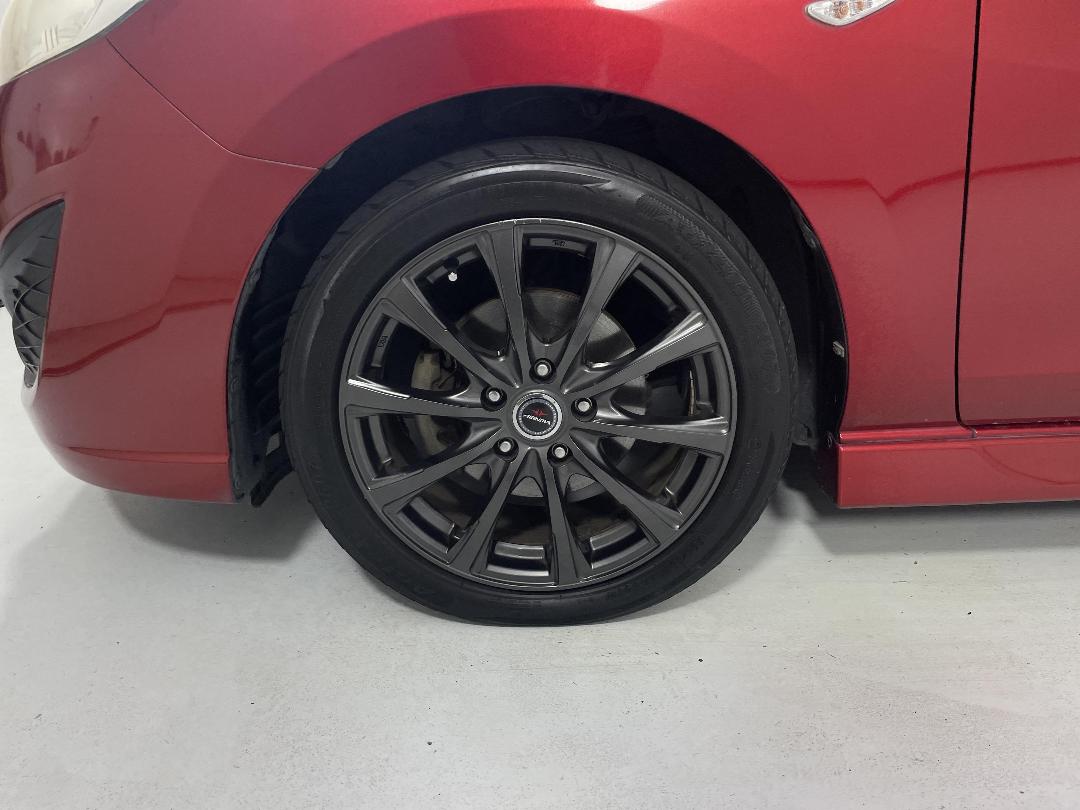 Photo '10' of Mazda Premacy Photo '10' of Mazda Premacy