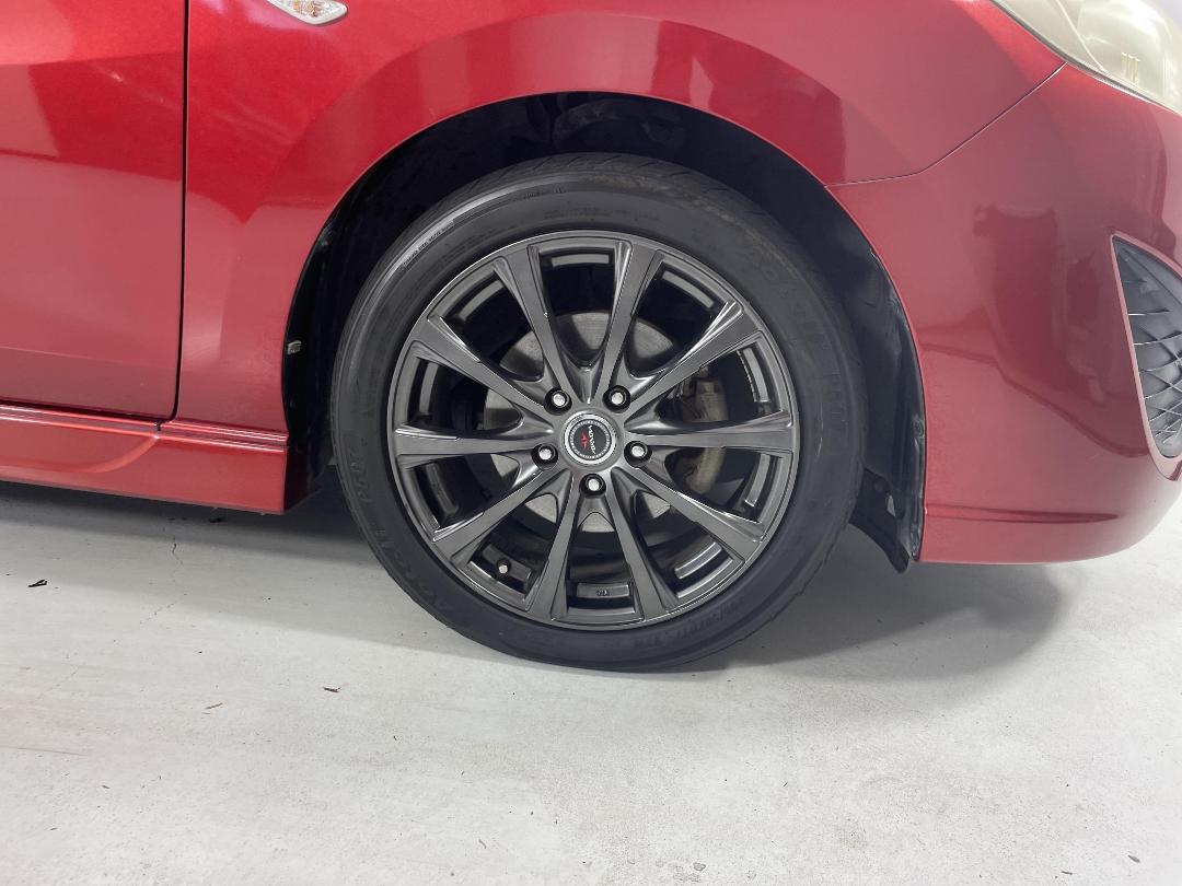 Photo '9' of Mazda Premacy Photo '9' of Mazda Premacy