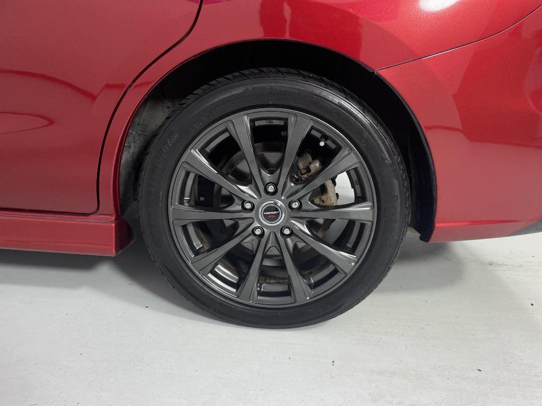 Photo '11' of Mazda Premacy Photo '11' of Mazda Premacy