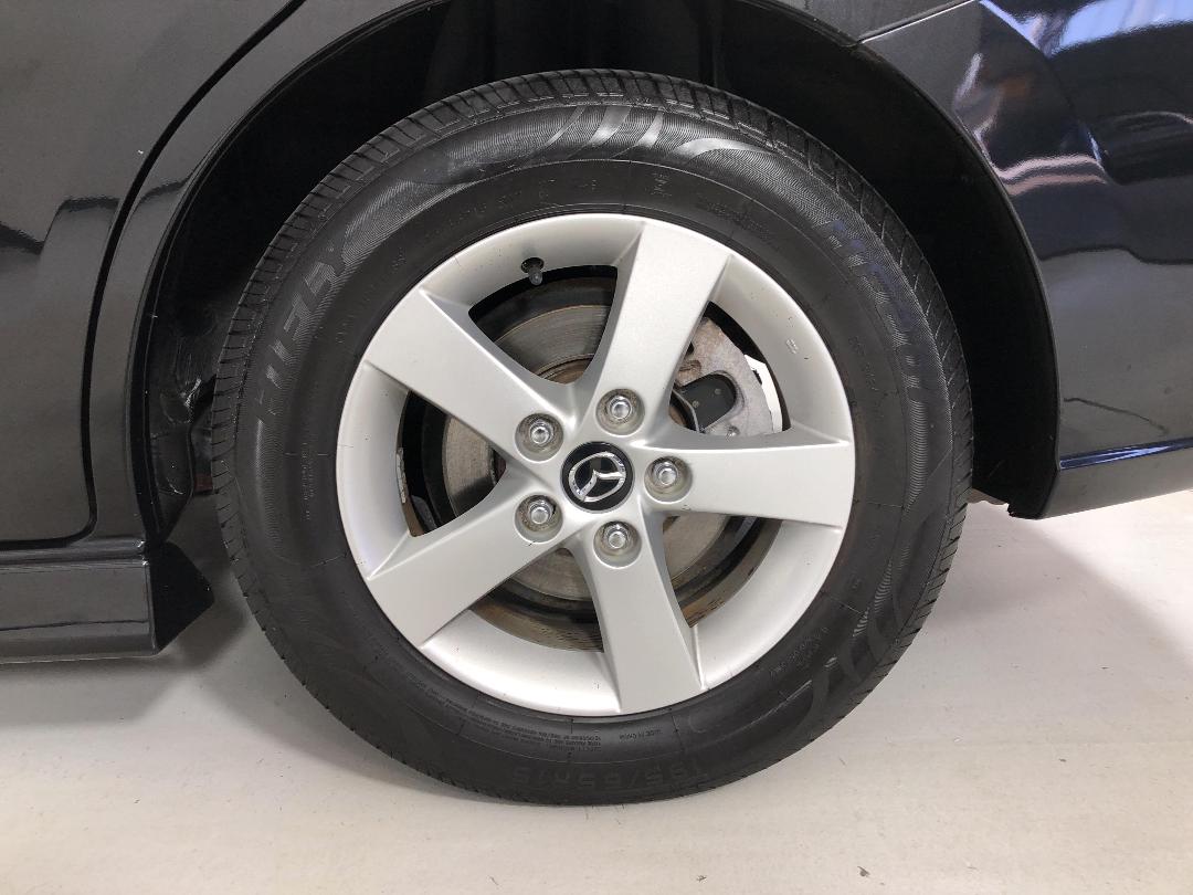 Photo '11' of Mazda Premacy