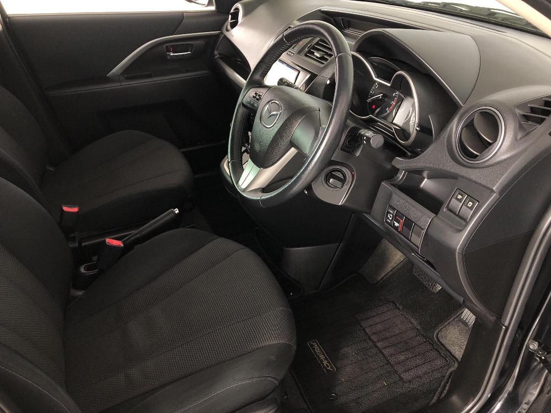 Photo '16' of Mazda Premacy