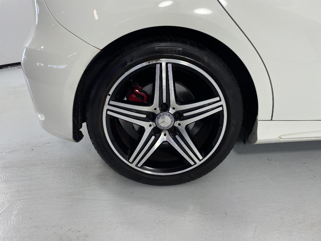 Photo '12' of Mercedes-Benz A-Class