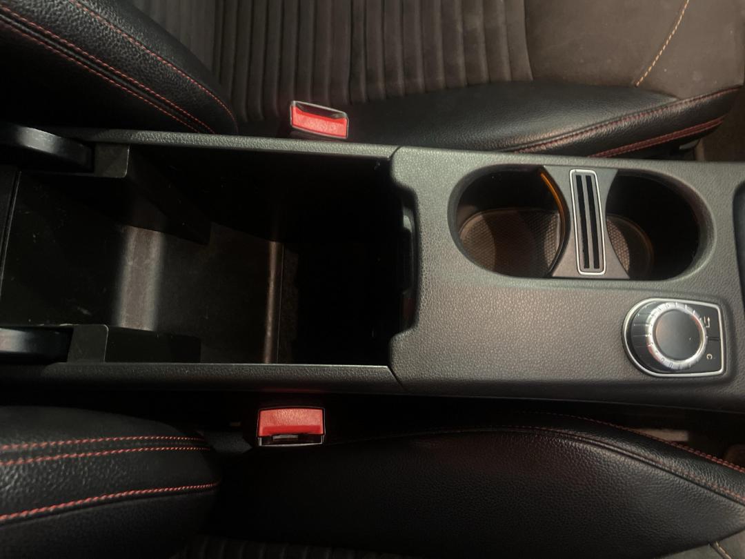 Photo '32' of Mercedes-Benz A180 Photo '32' of Mercedes-Benz A180