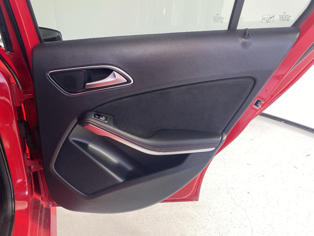 Photo '19' of Mercedes-Benz A180