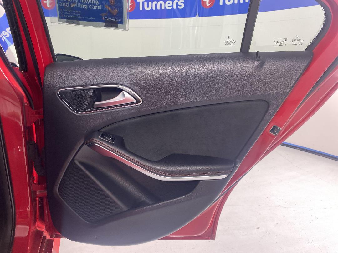 Photo '19' of Mercedes-Benz A180