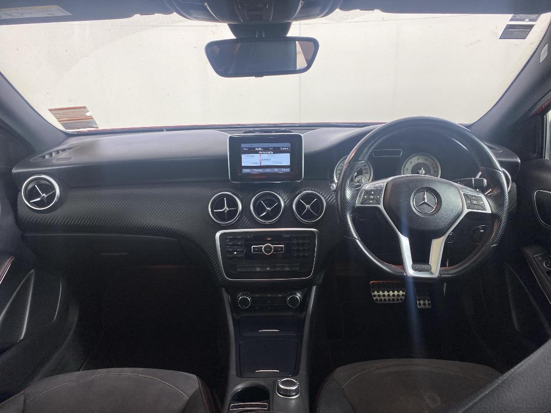 Photo '17' of Mercedes-Benz A180