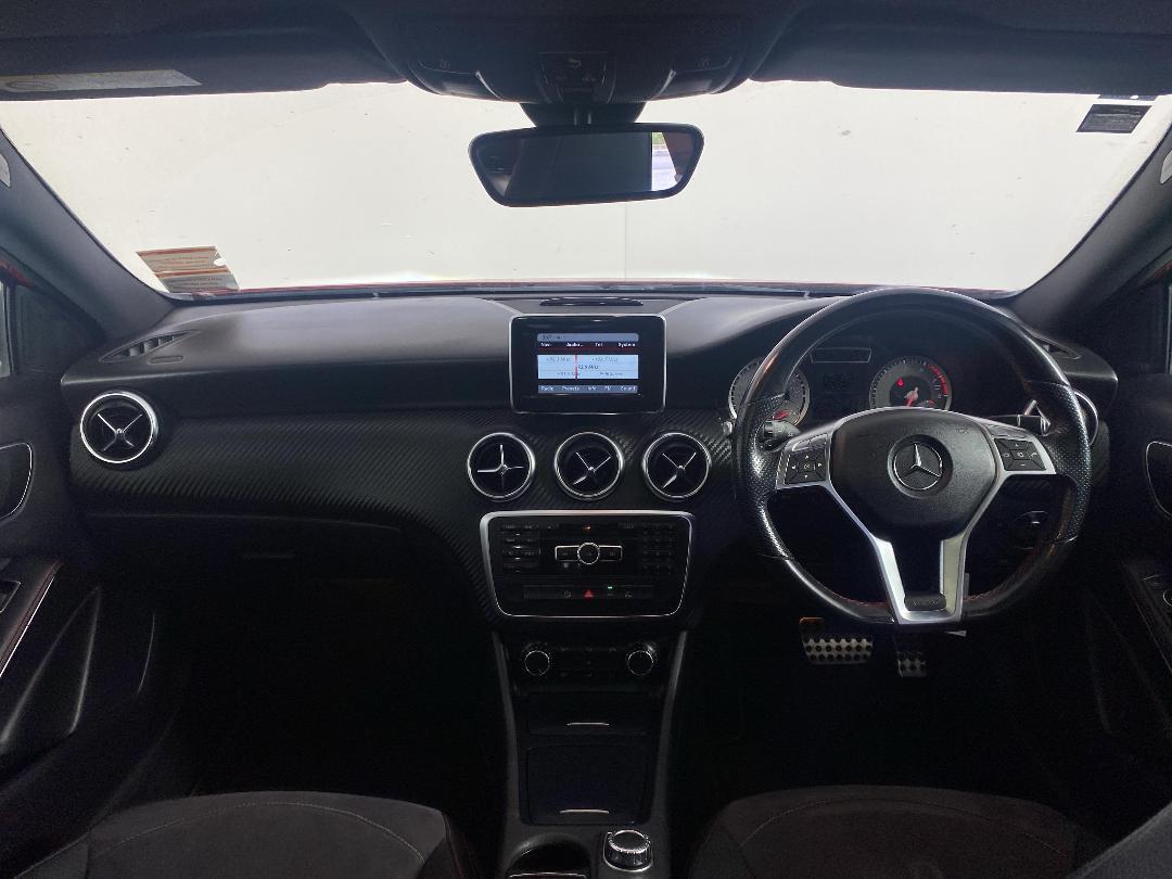 Photo '17' of Mercedes-Benz A180