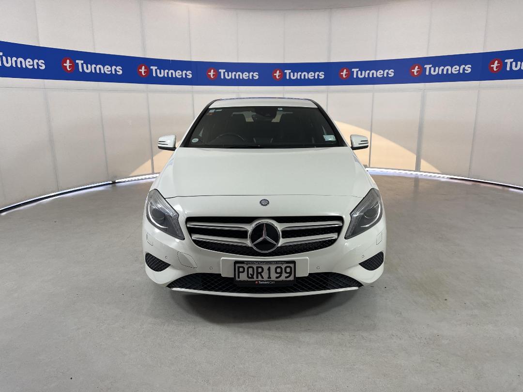 Photo '2' of Mercedes-Benz A180 Photo '2' of Mercedes-Benz A180