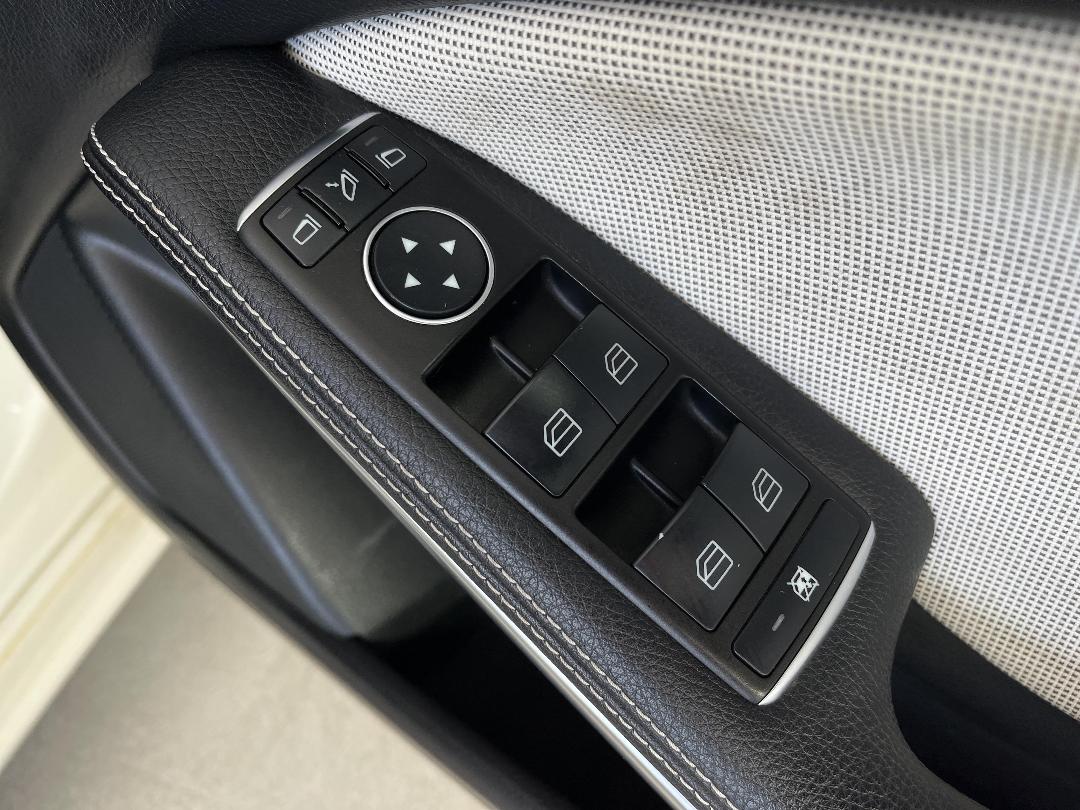 Photo '24' of Mercedes-Benz A180 Photo '24' of Mercedes-Benz A180