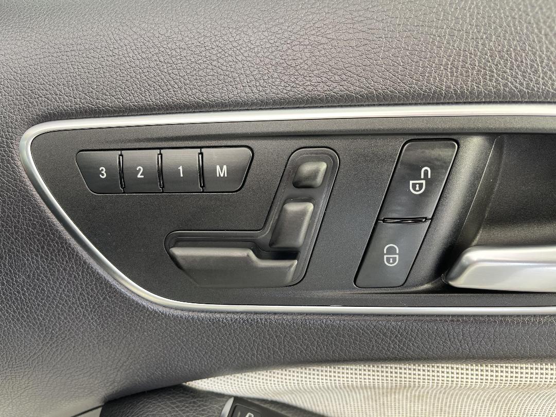 Photo '25' of Mercedes-Benz A180 Photo '25' of Mercedes-Benz A180