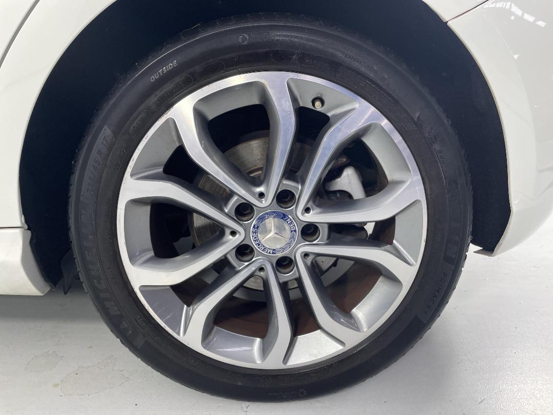 Photo '11' of Mercedes-Benz A180