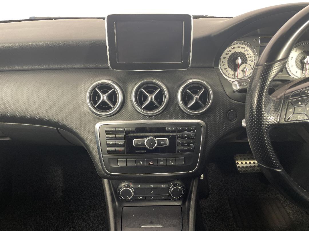 Photo '18' of Mercedes-Benz A180